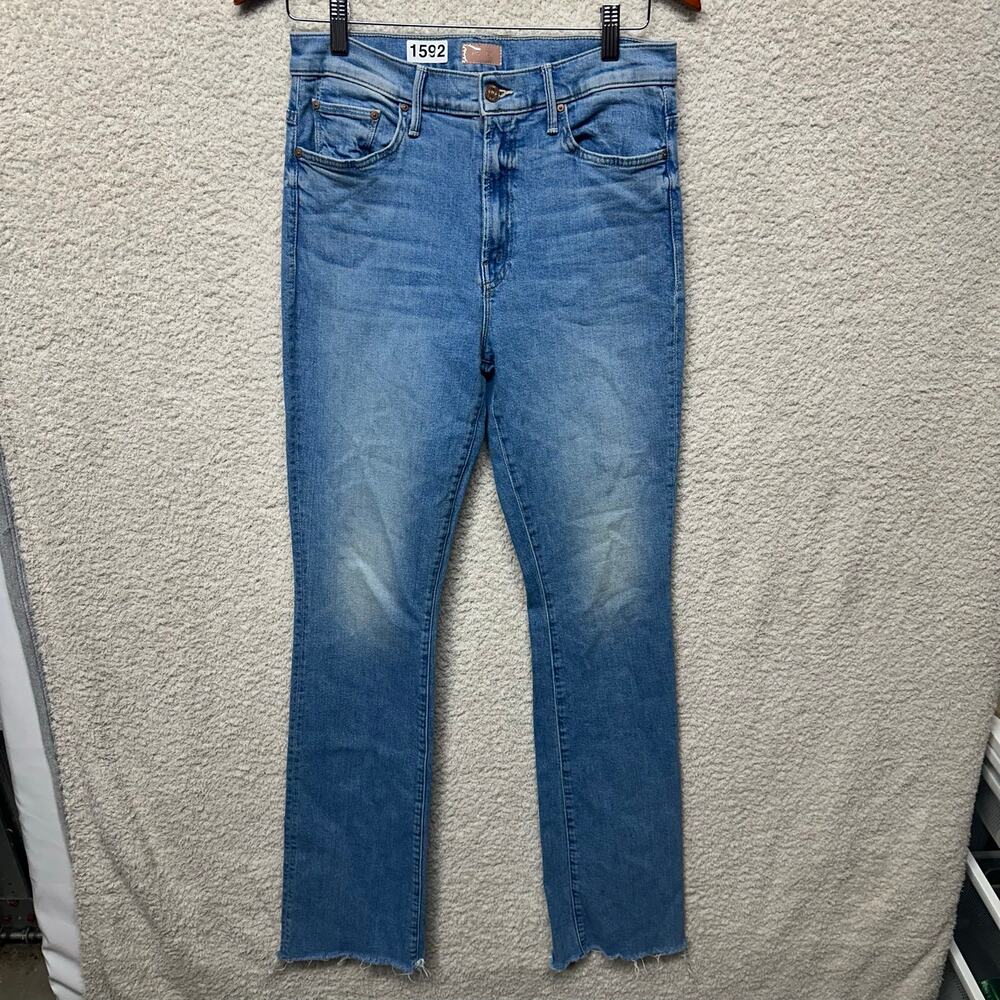 MOTHER The Insider Sneak Fray Jeans Women’s 29 Love On The Beat Raw Hem